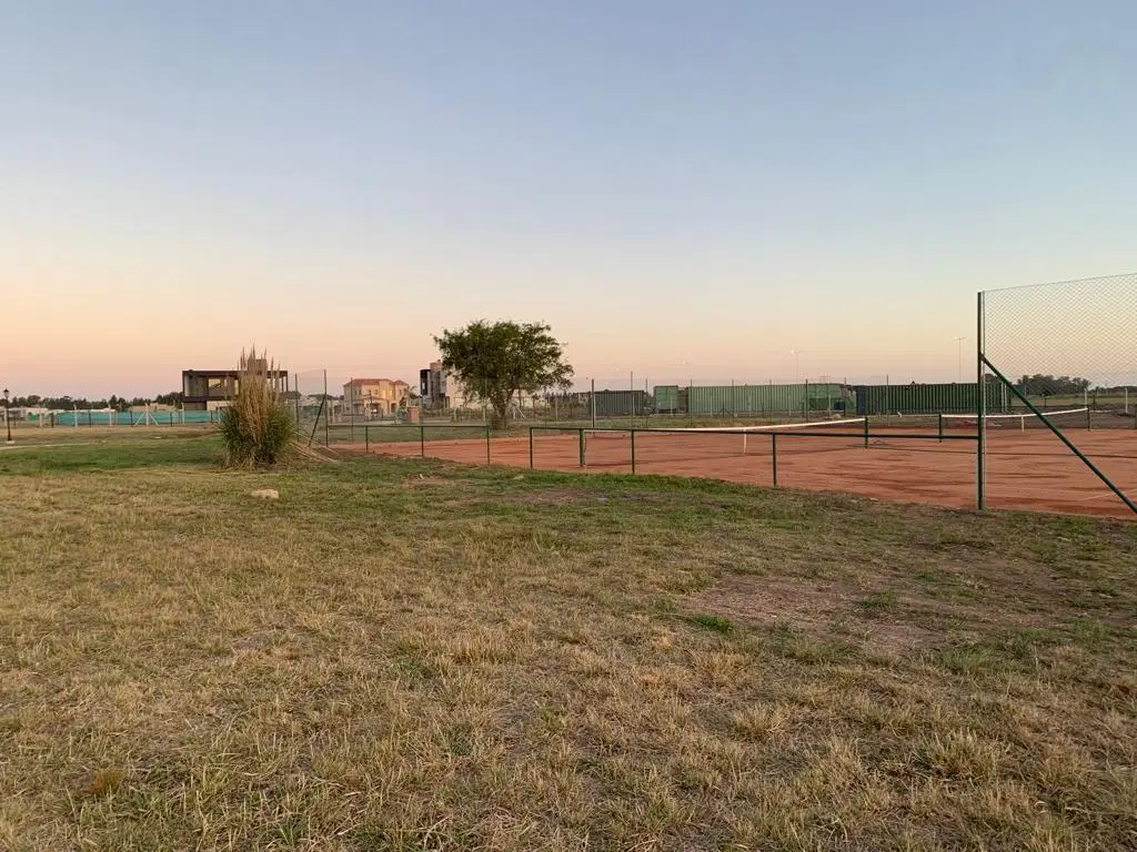 Terreno en venta - 629mts2 - Canning 1
