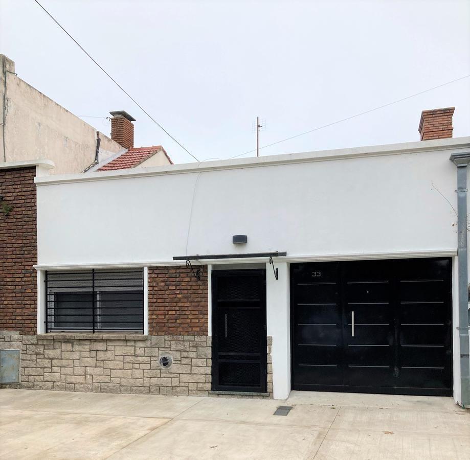 Casa en venta - 2 Dormitorios 2 Baños - 268mts2 - Don Bosco