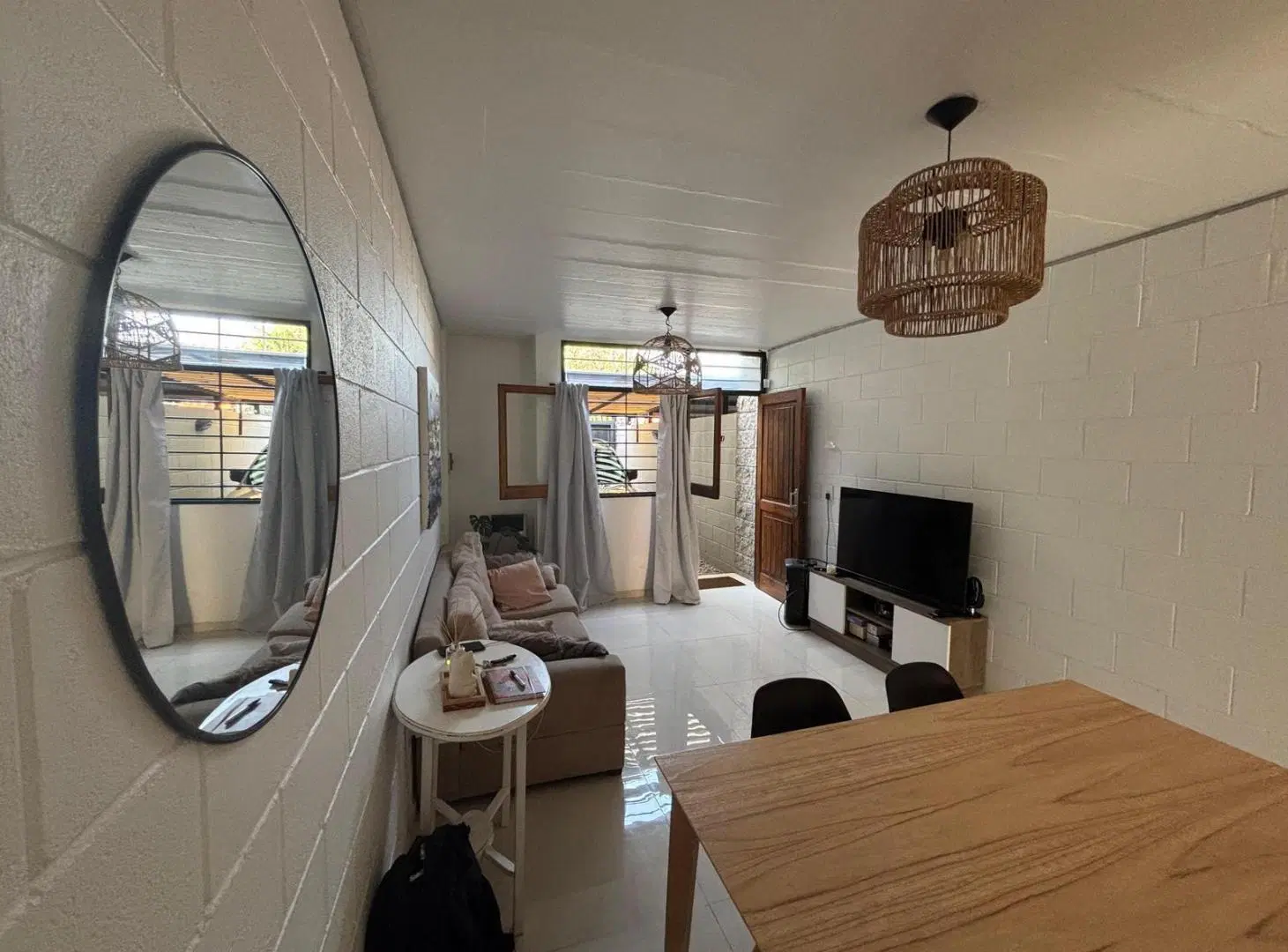 Dúplex en venta - 2 Dormitorios 2 Baños - 115Mts2 - Ringuelet 2
