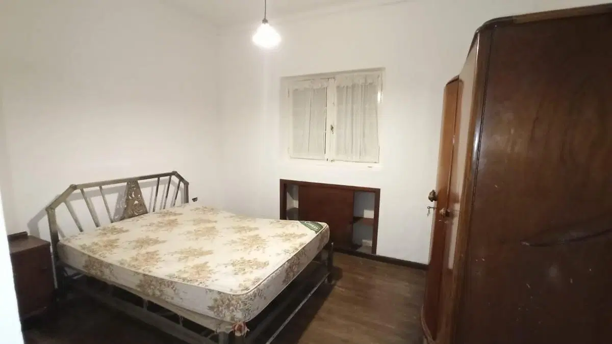 Casa y terreno en venta - 3 dormitorios 2 baños - 800 mts2 - Comandante Nicanor Otamendi 3