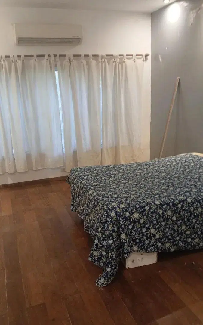Casa en venta - 4 Dormitorios 3 Baños - Ezeiza 1