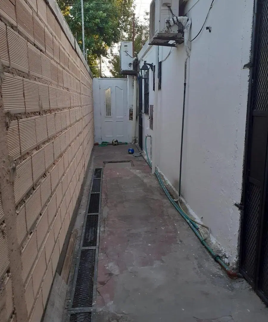 Casa en venta - 5 Dormitorios 2 Baños - 112Mts2 - La Plata 3