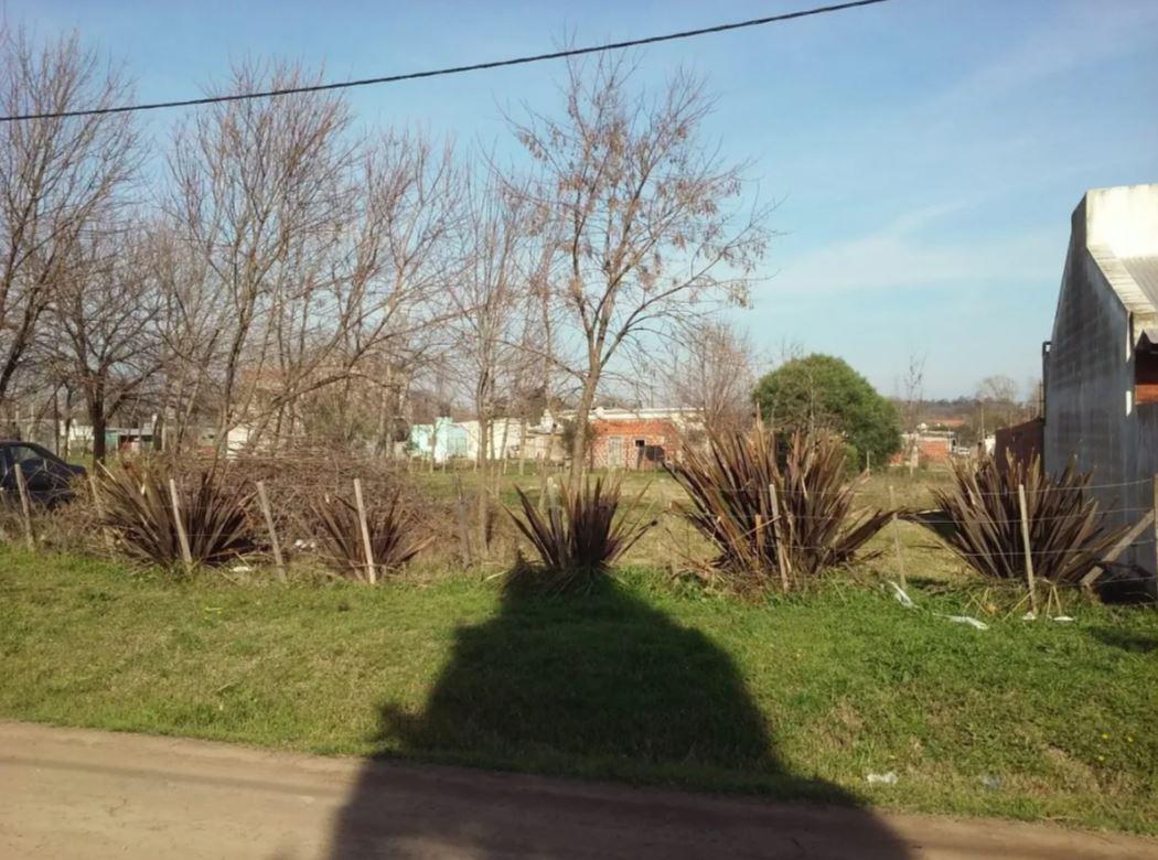 Terreno VENTA 12,5x44,5-556mts2 totales - Lujan