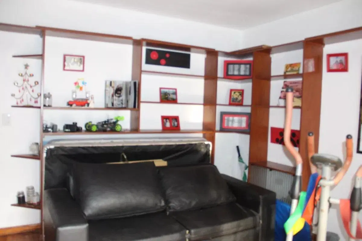 Casa en venta - 3 Dormitorios 3 Baños - Cochera - 435Mts2 - Adrogue 4