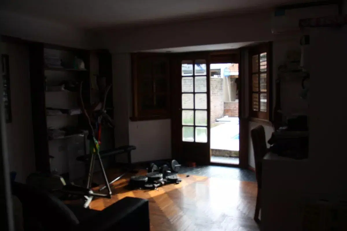 Casa en venta - 3 Dormitorios 3 Baños - Cochera - 435Mts2 - Adrogue 3