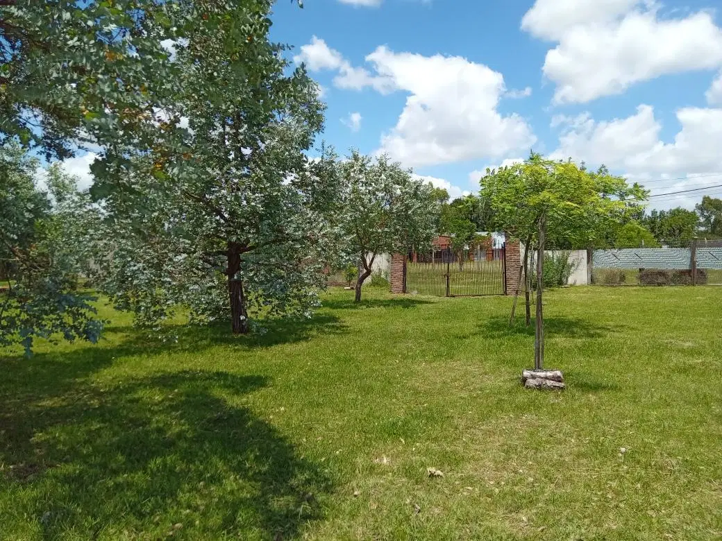 Casa a terminar en venta - 2 Dormitorios 2 Baños - 2.000Mts2 - Los Ombúes, Florencio Varela 3
