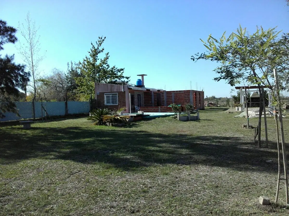 Casa a terminar en venta - 2 Dormitorios 2 Baños - 2.000Mts2 - Los Ombúes, Florencio Varela 2