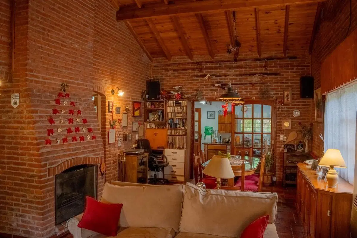 Casa en venta - 2 Dormitorios 2 Baños - Cochera - 500Mts2 - Ostende 8