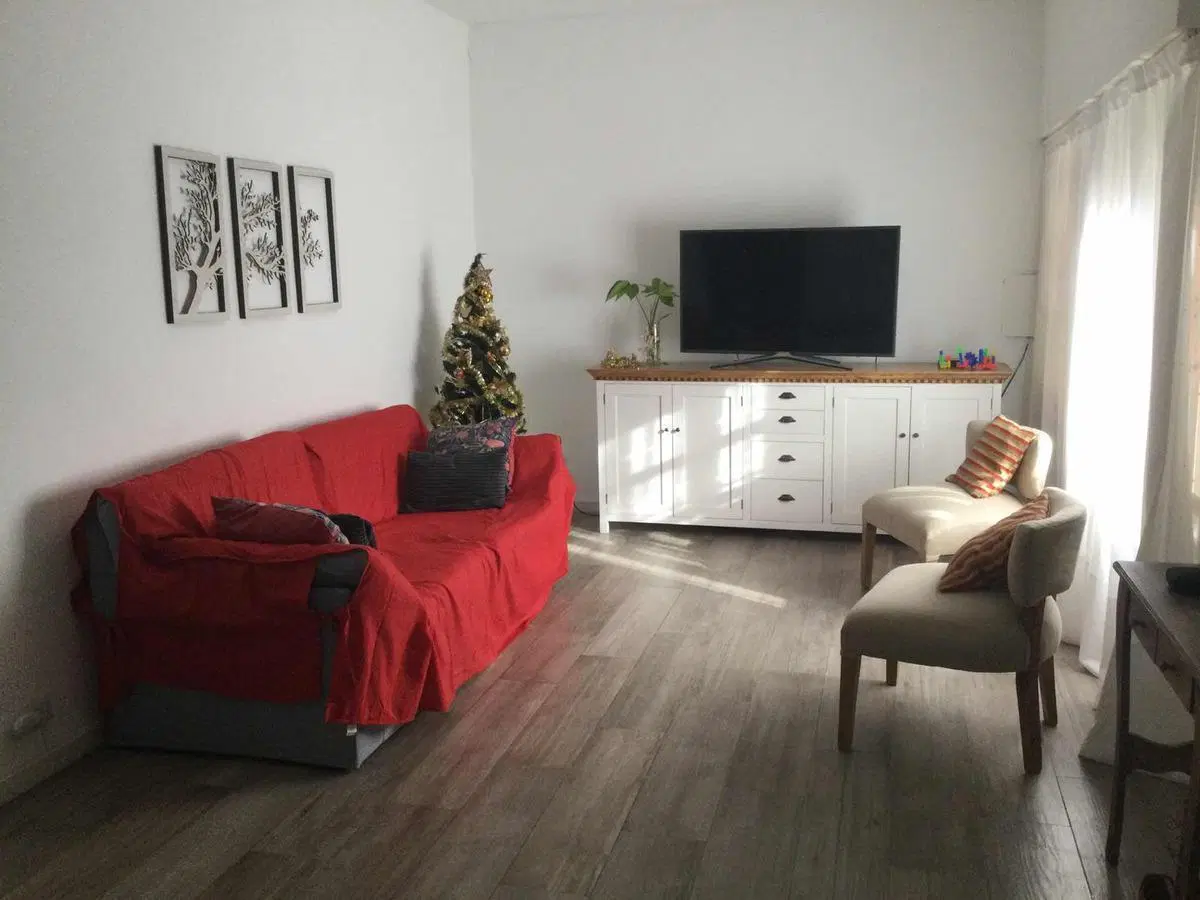Casa en venta - 4 Dormitorios 2 Baños - Cochera - 310Mts2 - Villa Sarmiento, Morón 4