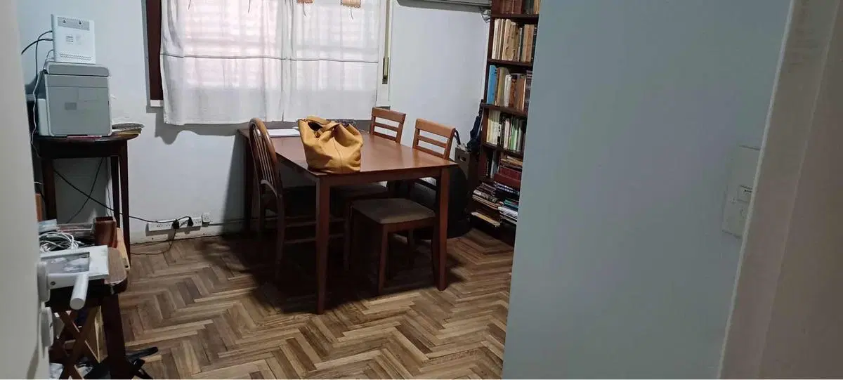 Casa en venta - 4 Dormitorios 2 Baños - Cochera - 310Mts2 - Villa Sarmiento, Morón 3