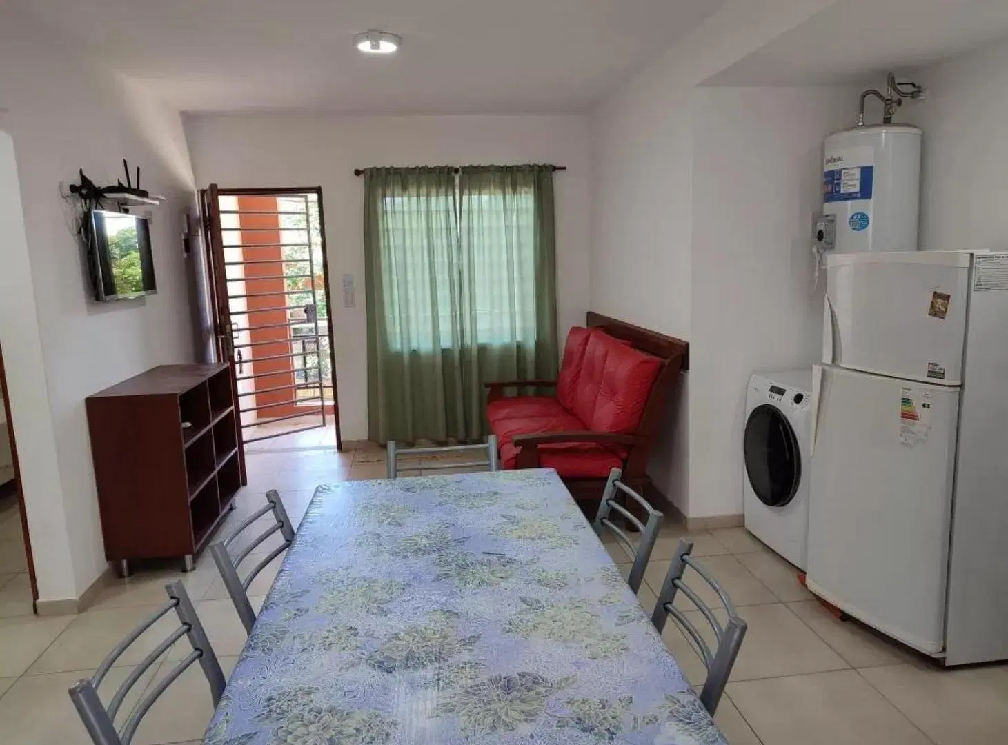 Departamento en venta - 2 Dormitorios 1 Baño - 55Mts2 - Mar de Ajó 1