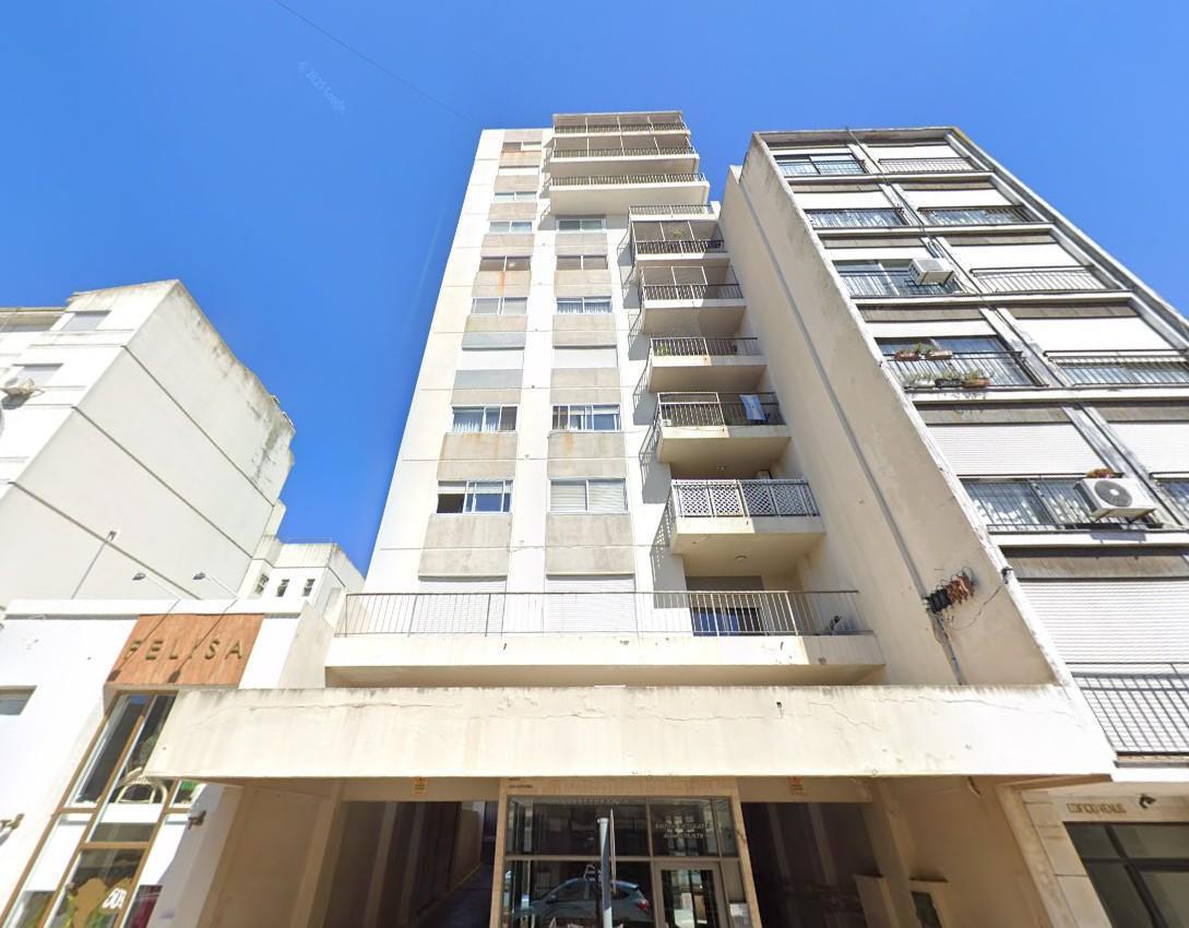 Departamento en venta - 2 Dormitorios 1 Baño - 70mts2 - Tandil