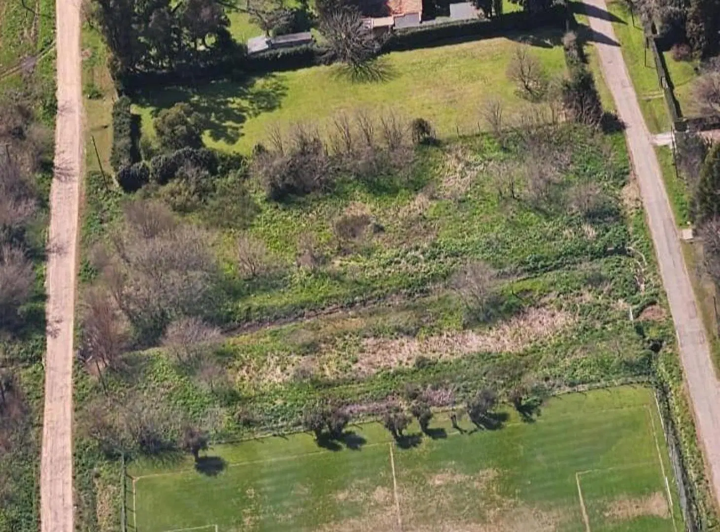 Terreno en venta - 2.300Mts2 - Villa Elisa 3