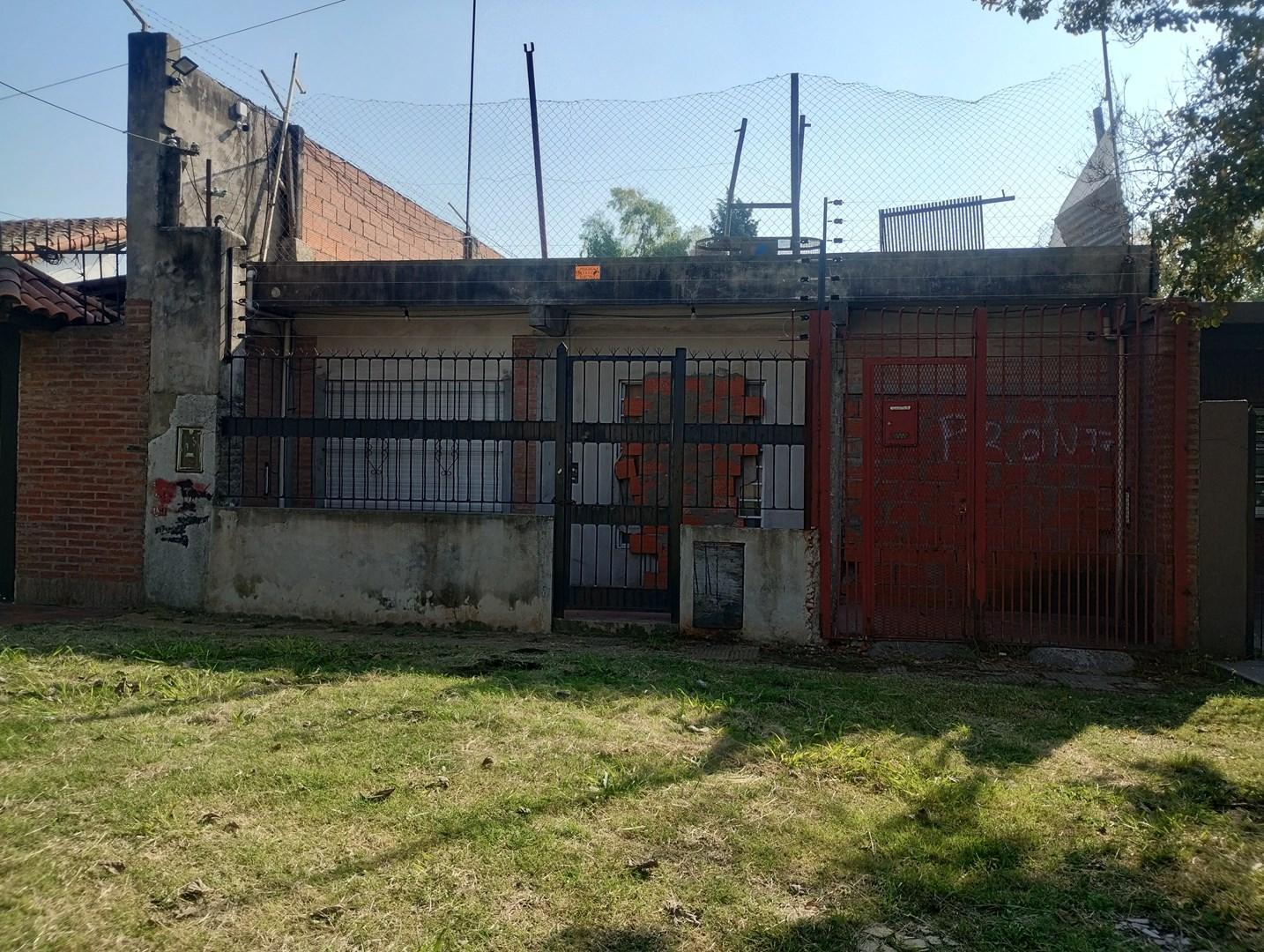 Casa en venta - 2 Dormitorios 2 Baños - San Antonio de Padua