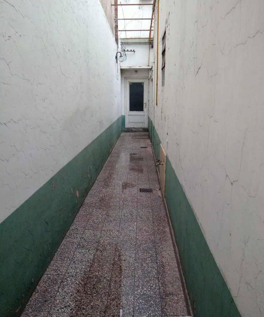 Casa en venta - 4 Dormitorios 3 Baños - 235Mts2 - San Justo, La Matanza 3