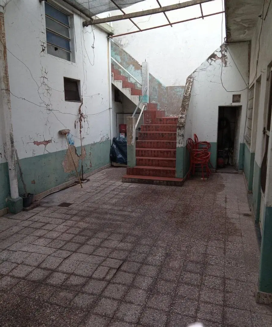 Casa en venta - 4 Dormitorios 3 Baños - 235Mts2 - San Justo, La Matanza 5