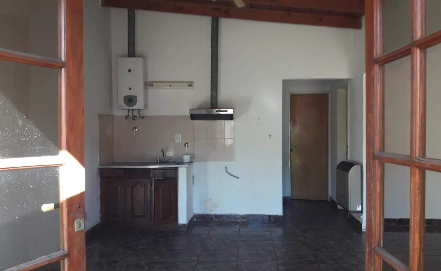 Casa en venta - 1 Dormitorio 1 Baño - 300Mts2 - Castelli 2