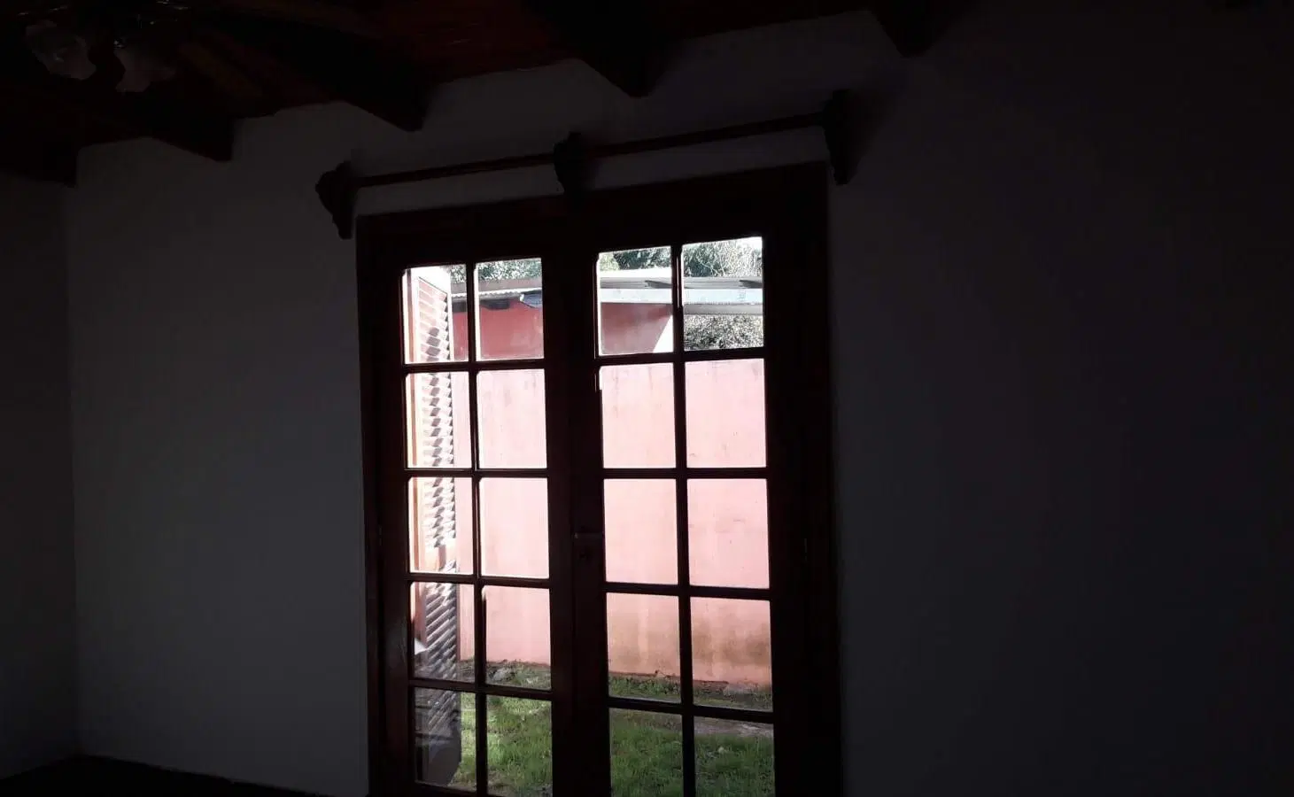 Casa en venta - 1 Dormitorio 1 Baño - 300Mts2 - Castelli 5
