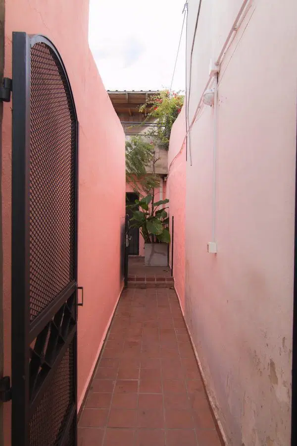 Departamento en venta - 3 dormitorios 1 baño - 69mts2 cubiertos - Lomas Del Mirador 4