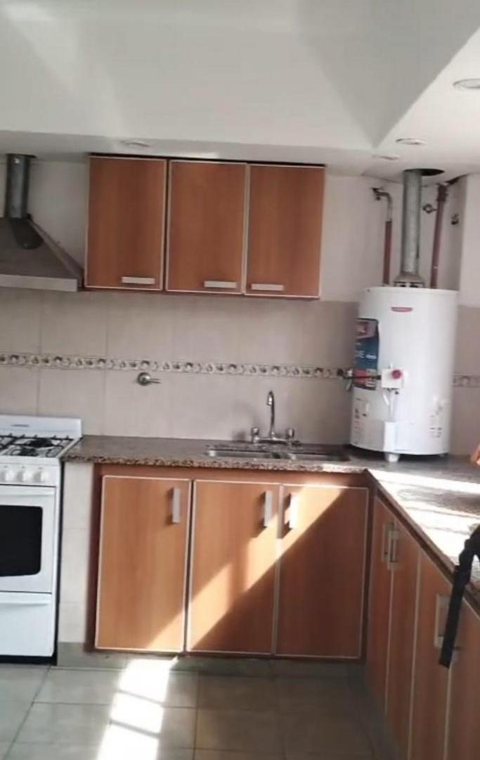Foto de Departamento en alquiler - 1 Dormitorio 1 Baño - La Plata, imagen 2