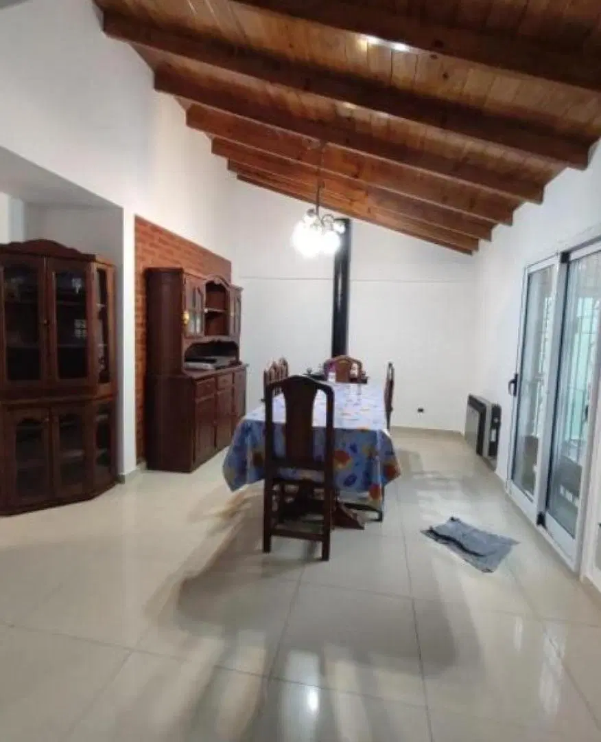 Casa en venta - 3 Dormitorios 4 Baños - San Vicente 5