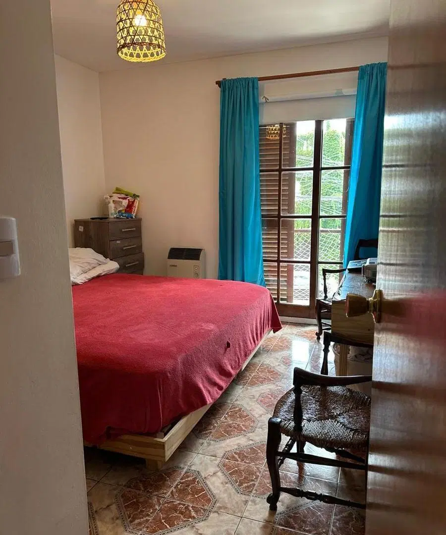 Triplex en venta - 2 Dormitorios 3 Baños - Olivos 5