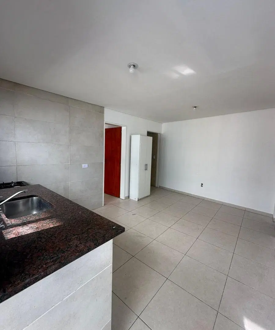 Departamento en alquiler - 2 Dormitorios 1 Baño - Tres De Febrero 2