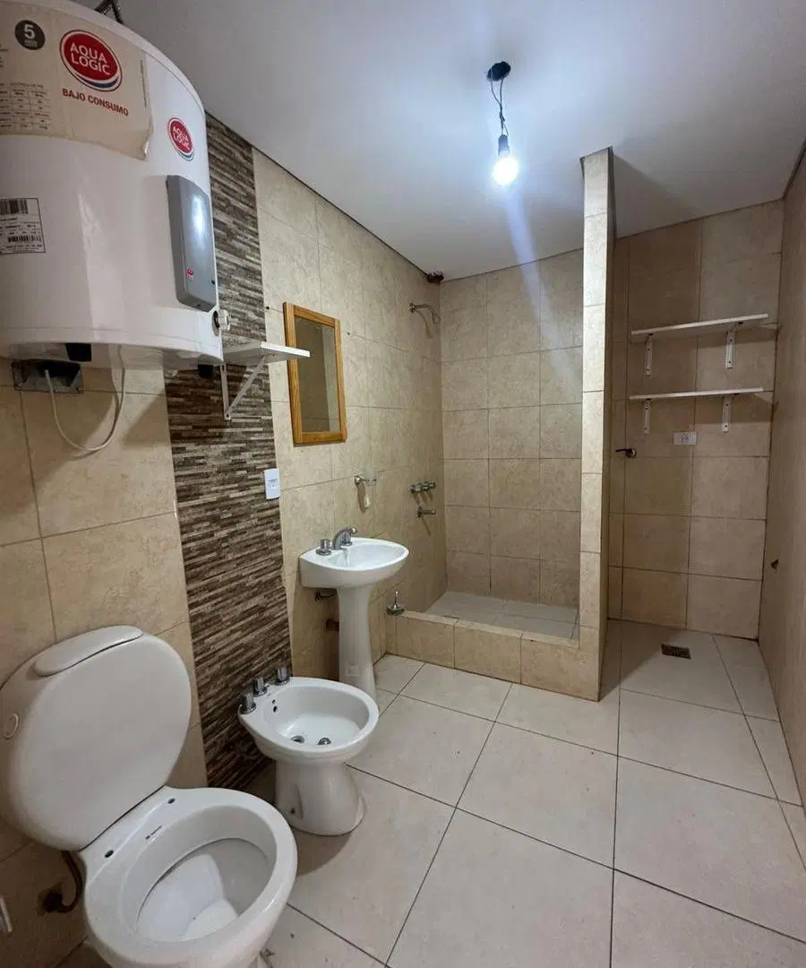 Departamento en alquiler - 2 Dormitorios 1 Baño - Tres De Febrero 5
