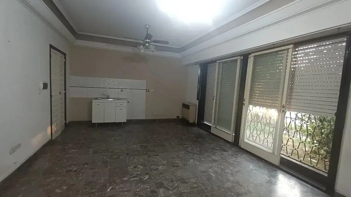 Casa en venta - 5 Dormitorios 5 Baños - La Matanza 5