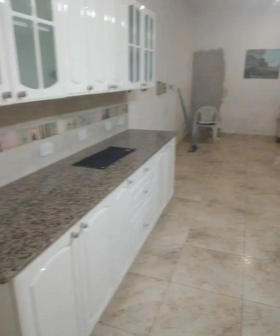 Casa en venta - 5 Dormitorios 5 Baños - La Matanza 4
