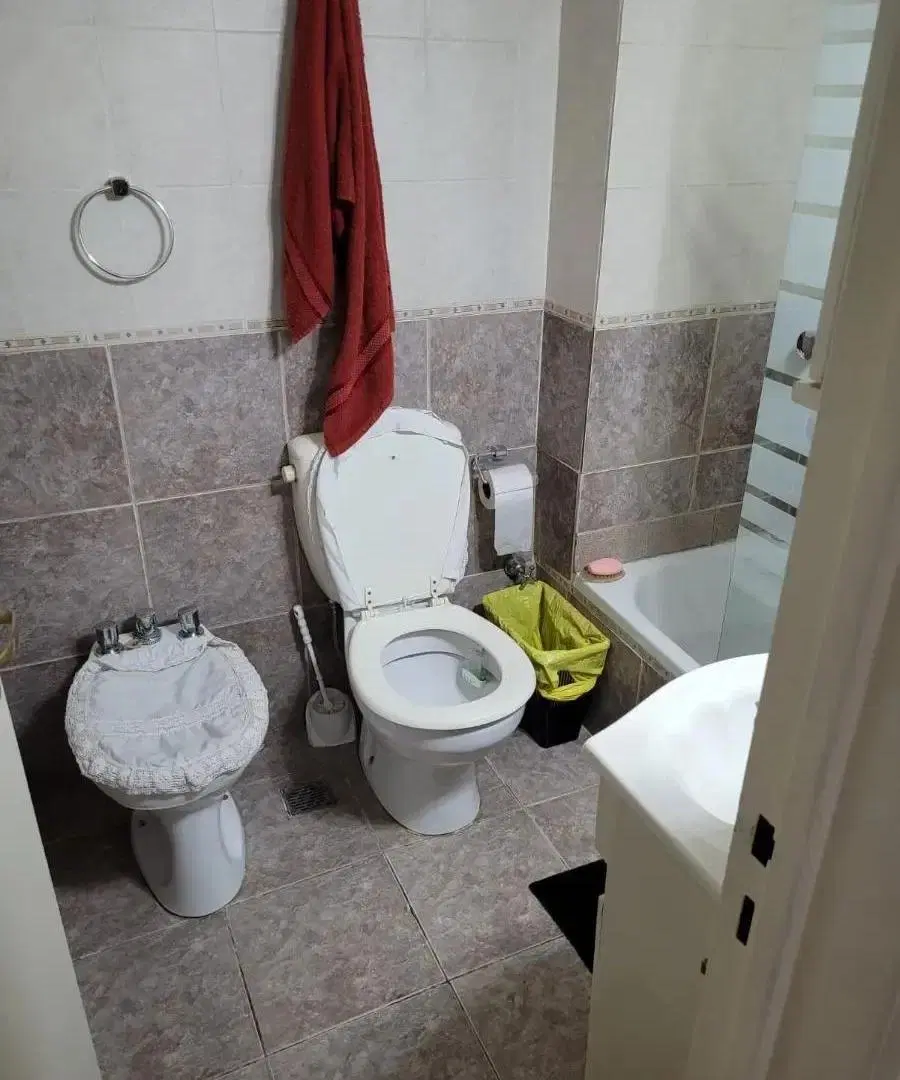 Departamento en alquiler - 2 Dormitorios 1 Baño - Recoleta 2