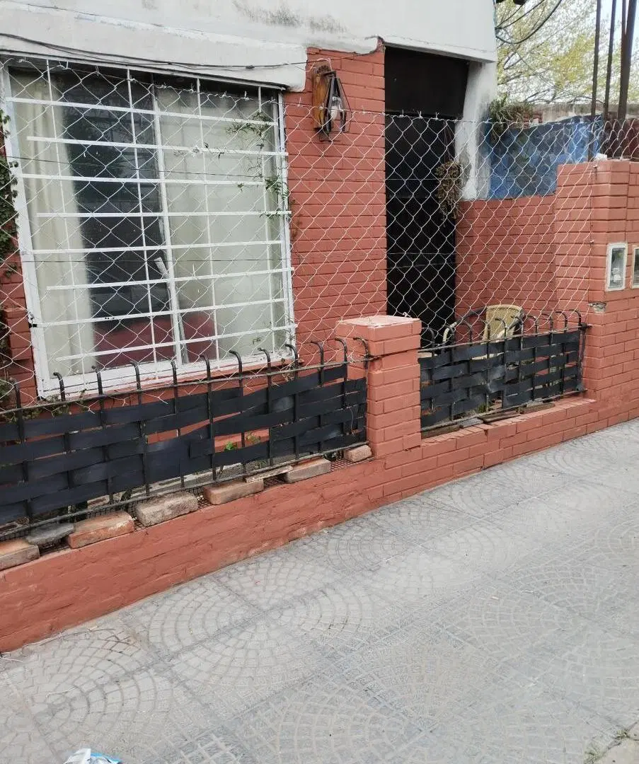 PH en venta - 2 Dormitorios 1 Baño - Merlo 3