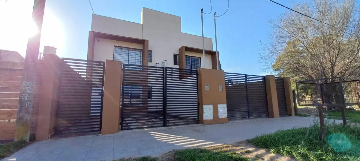 PH en venta - 2 Dormitorios 1 Baño - Cochera - 137Mts2 - Venado Tuerto, General López, Santa Fe 3
