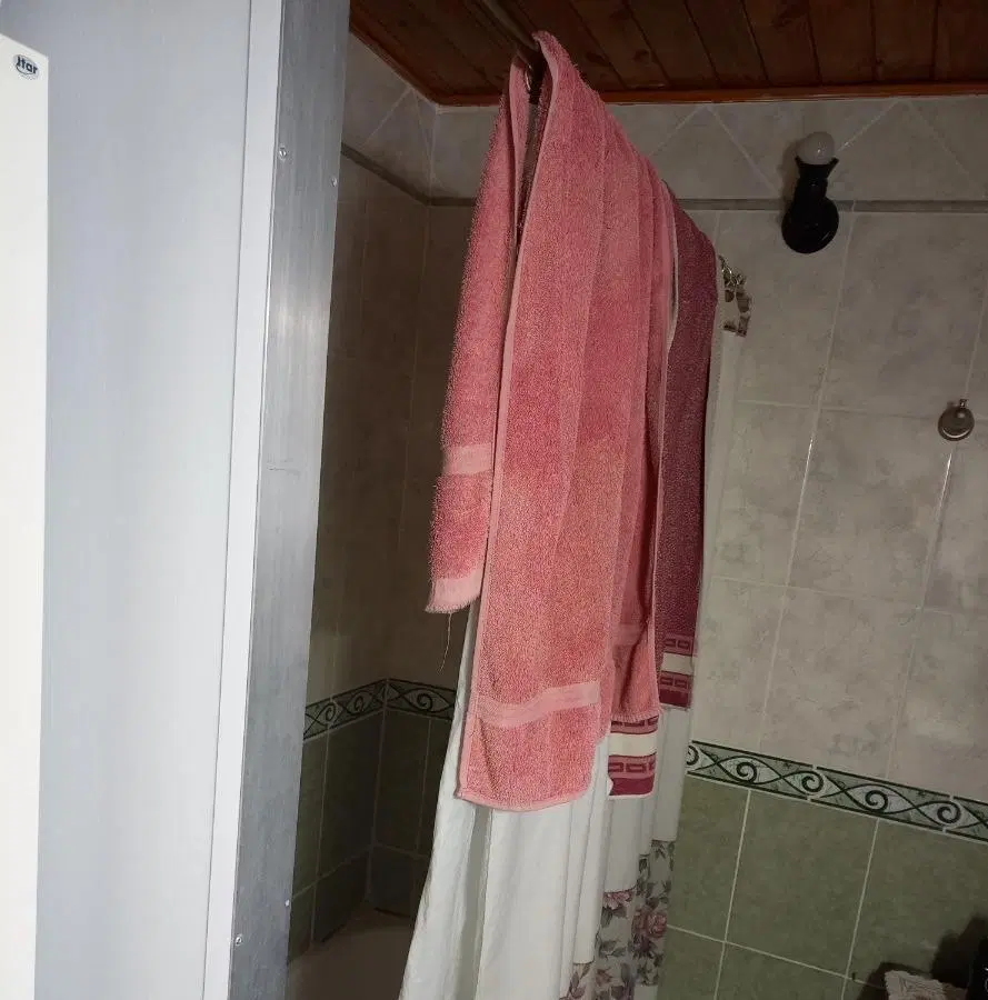 Casa en venta - 2 Dormitorios 2 Baños - Cocheras - 2.047Mts2 - Coronel Brandsen 4