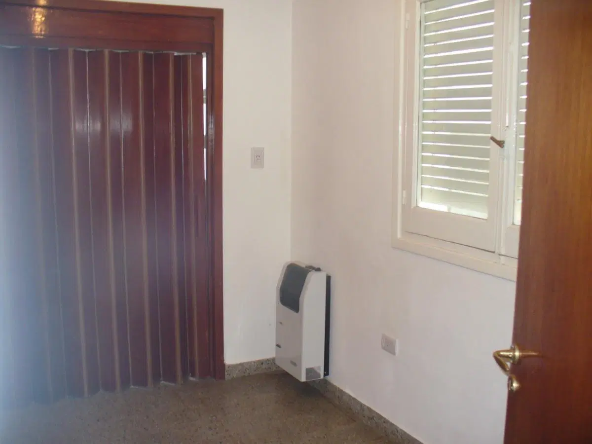 PH en alquiler - 3 dormitorios 1 baño - 80 mts 2 totales - La Plata 3