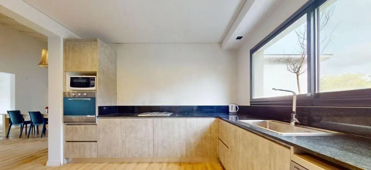 Casa en venta - 4 Dormitorios 4 Baños - 997,32Mts2 - Pinamar 5