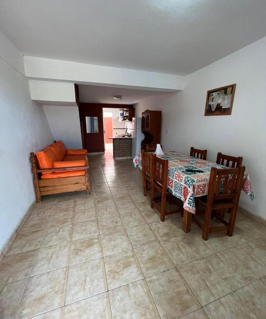 Casa en venta - 2 Dormitorios 2 Baños - 90Mts2 - Costa Azul