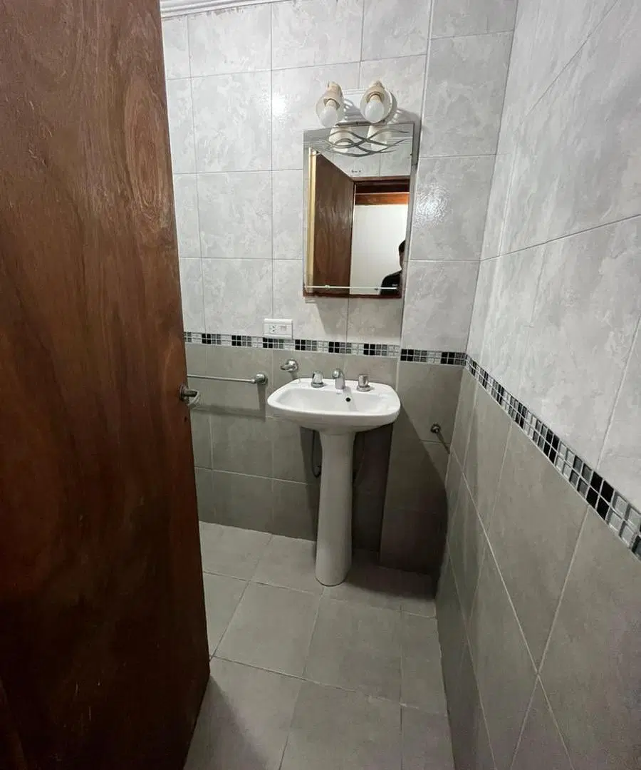 Casa en venta - 2 Dormitorios 2 Baños - 90Mts2 - Costa Azul 5