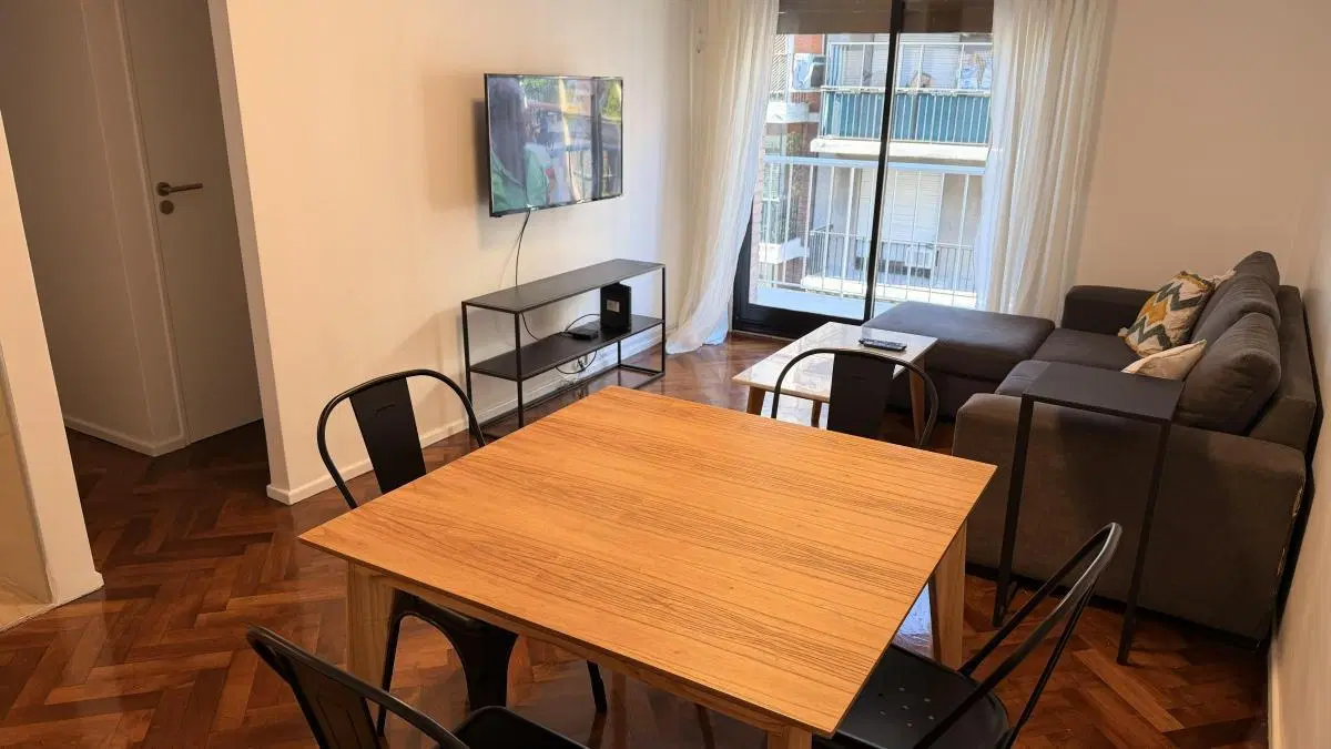Departamento en venta - 2 Dormitorios 2 Baños - Recoleta 2