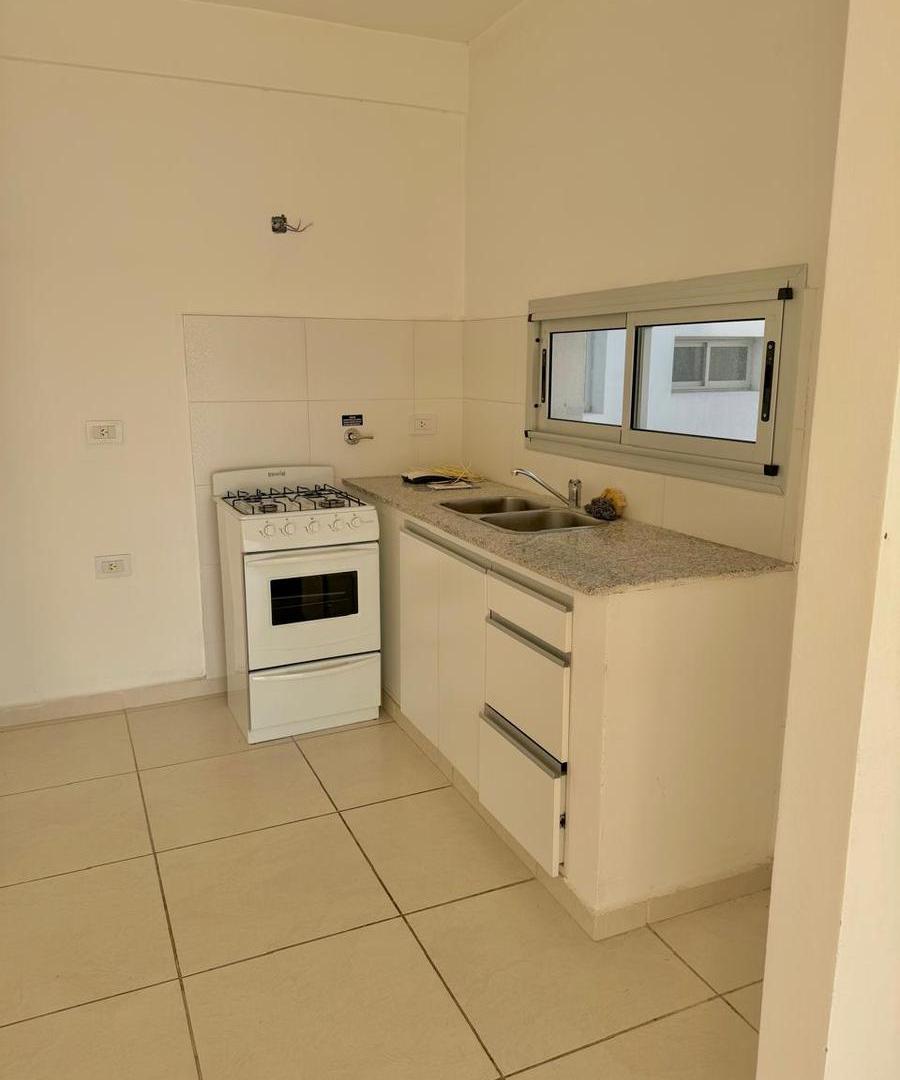 Foto de Departamento en alquiler - 1 Dormitorio 1 Baño - La Plata, imagen 4