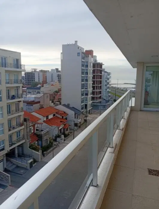 Departamento en alquiler - 1 Dormitorio 2 Baños - Mar Del Plata 3