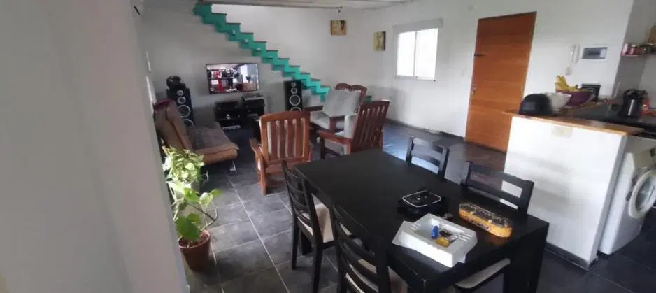 Casa en venta - 2 Dormitorios 1 Baño - La Plata 5