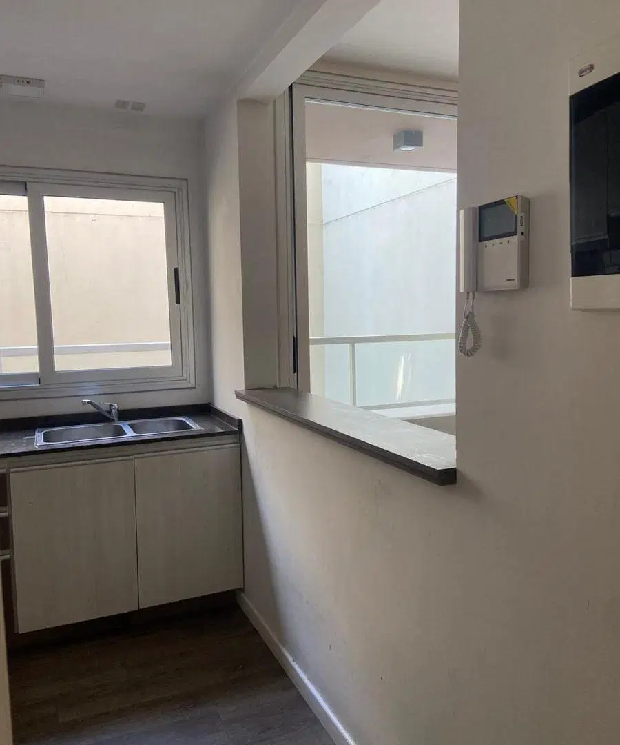 Departamento en venta - 2 Dormitorios 2 Baños - San Cristóbal 4