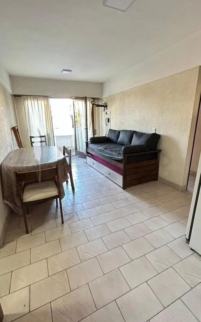 Departamento en venta - 1 Dormitorio 1 Baño - Villa Gesell 2