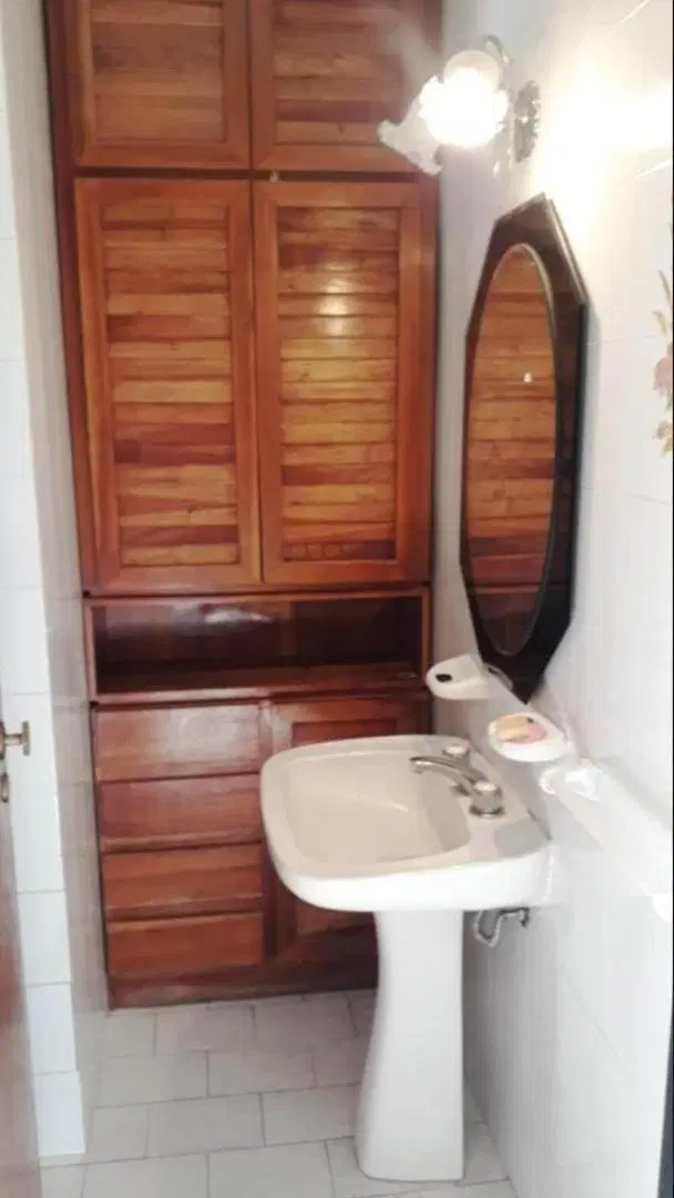 Casa en venta - 2 Dormitorios 2 Baños - Banfield 4