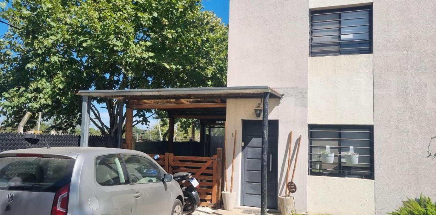 Dúplex en venta - 2 Dormitorios 2 Baños - Moreno