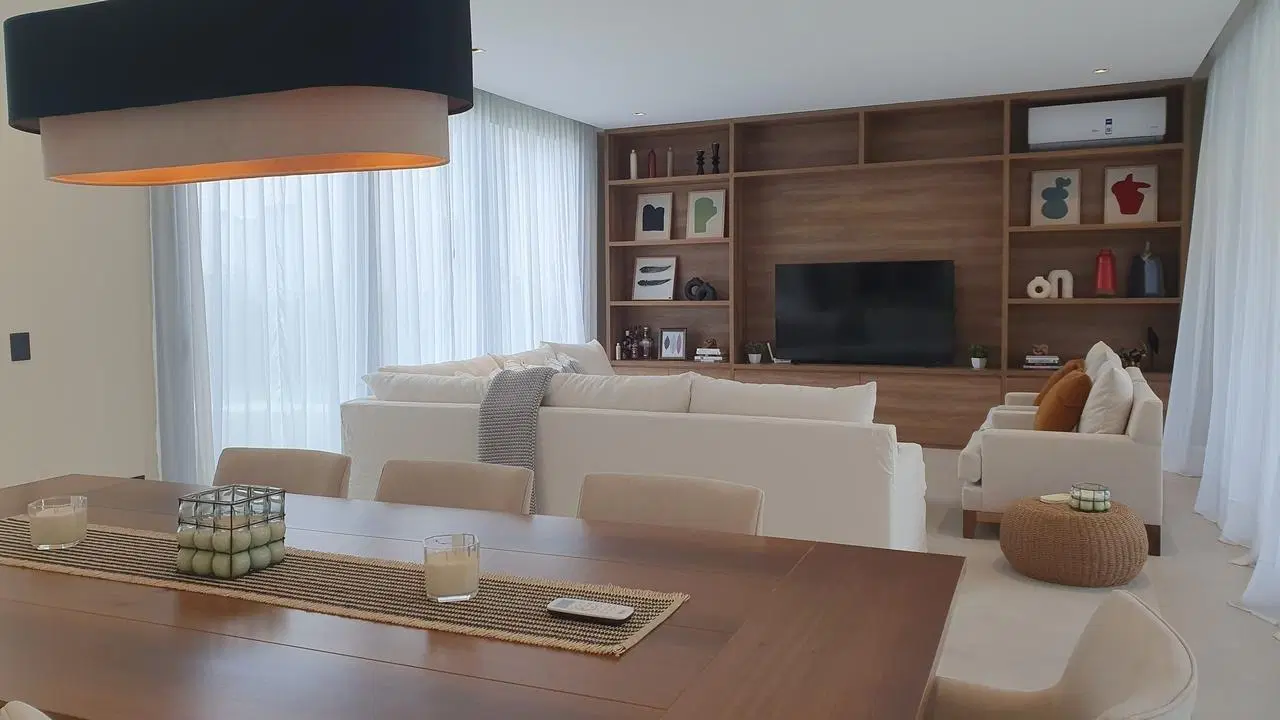 Casa en venta - 5 Dormitorios 7 Baños - Marítimo I 8