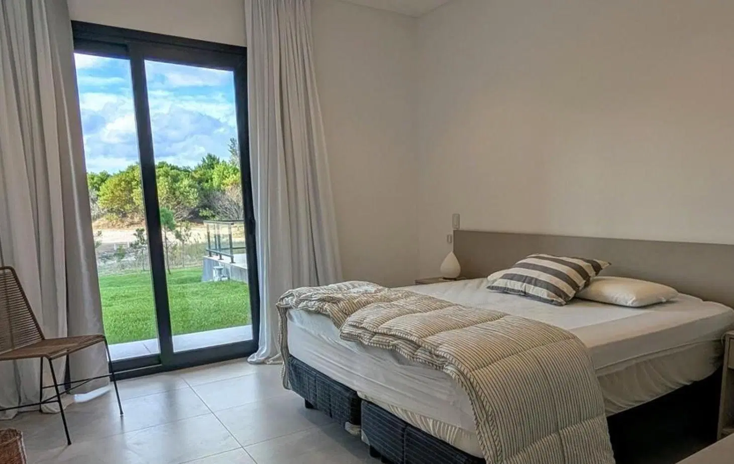 Casa en venta - 5 Dormitorios 4 Baños - Golf 2 2