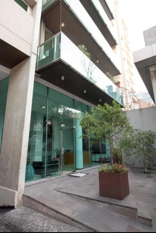 Departamento en venta - 3 Dormitorios 3 Baños - Cochera - 140Mts2 - Quilmes 5