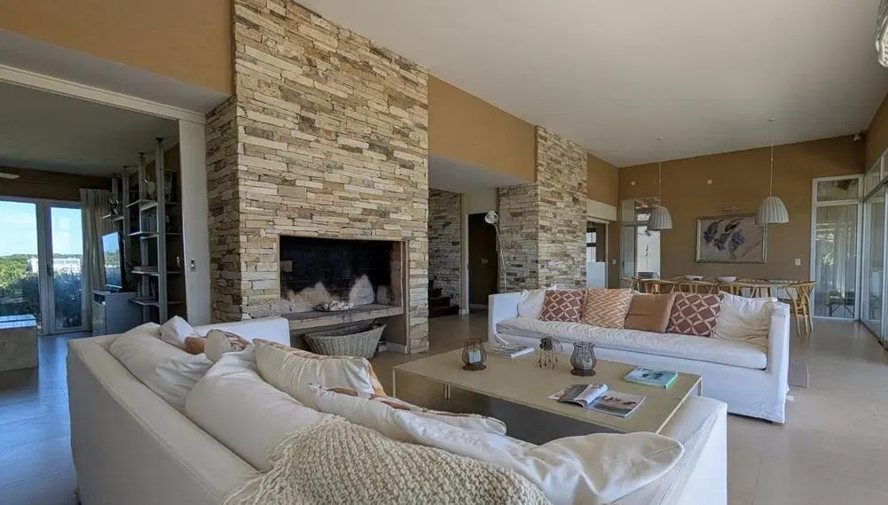 Casa en venta - 5 Dormitorios 7 Baños - Golf 1 4